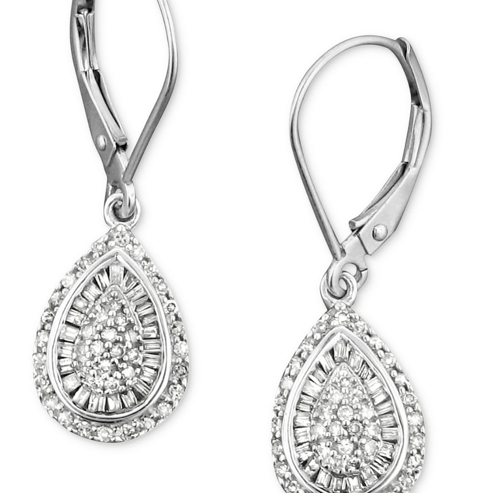 Beautiful White Gold Teardrop Earrings 1/2 carat diamond